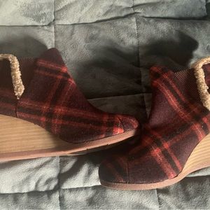 Tom’s the original one for one shoe size 8M